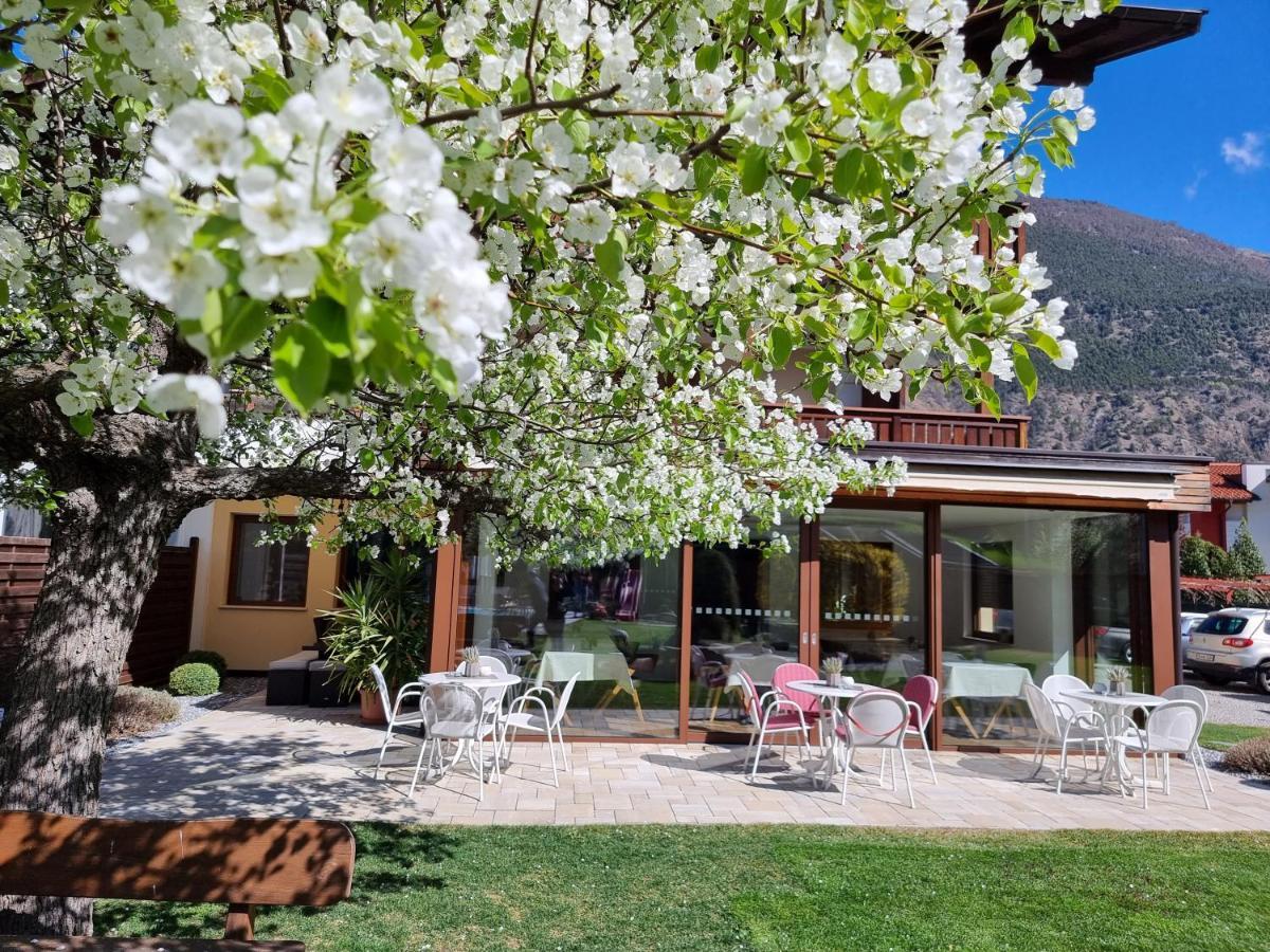 Pension Sattlerenglhof Laces Exterior foto